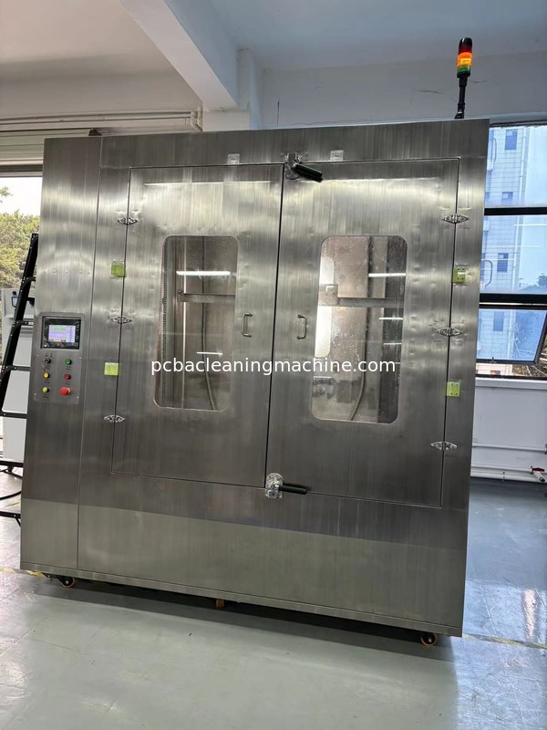 Macchina per la pulizia di assemblaggi di PCB AC380V/3p/50/60Hz con velocità netta del trasportatore 100-150cm/min