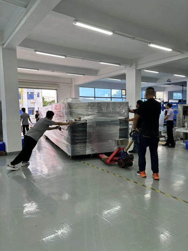 Macchina per la pulizia dei semiconduttori a spruzzo di tipo trasportatore, filtro 0,01umx1pcs, dimensione 600mm, tensione 380V