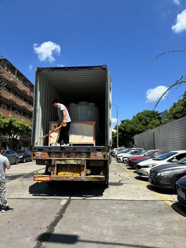 Macchina per la pulizia dei semiconduttori a spruzzo di tipo trasportatore, filtro 0,01umx1pcs, dimensione 600mm, tensione 380V